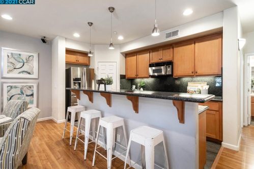3339 Monaghan St, Pleasanton, CA 94568-4567
