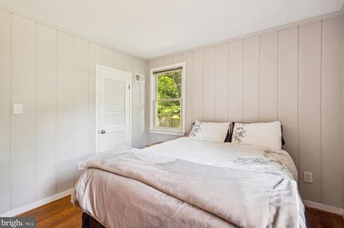 501 Apple Grove Rd, Silver Spring MD 20904-2753 exterior