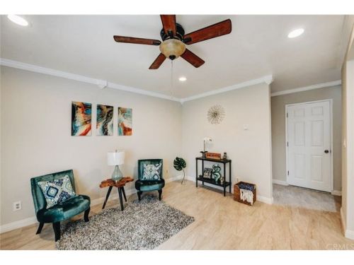 7250 Petrol St, Paramount CA  90723-3384 exterior