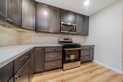 9450 Cabrillo Dr, Riverside CA  92503-1169 exterior