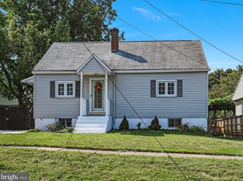 4707 Marblehead St, Harrisburg, PA 17109-4524