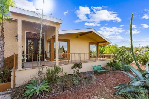 473 Country Hill Rd, Anaheim CA  92808-1353 exterior