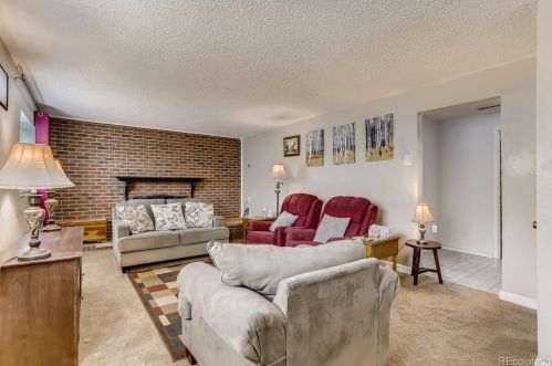 16582 Louisiana Dr, Aurora CO 80012-7772 exterior