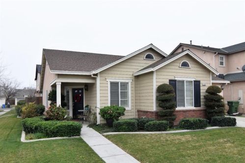 2392 Hidden Springs Ct, Turlock, CA 95382-9675