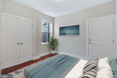 46 44 St, Philadelphia PA 19104-2939 exterior