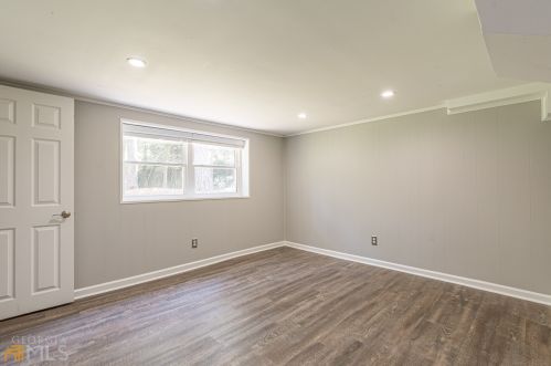 2031 Abby Ln, Atlanta GA  30345-3514 exterior