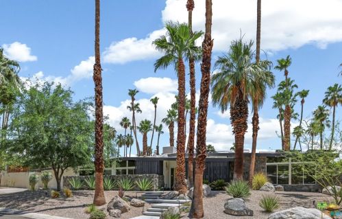 1290 Abrigo Rd, Palm Springs, CA 92262-4104