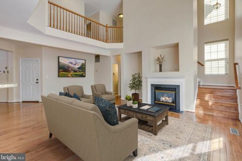 7613 Buckland Pl, Lorton, VA 22079-4729