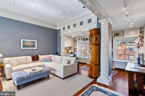 1812 Delancey Pl, Philadelphia PA  19103-6612 exterior