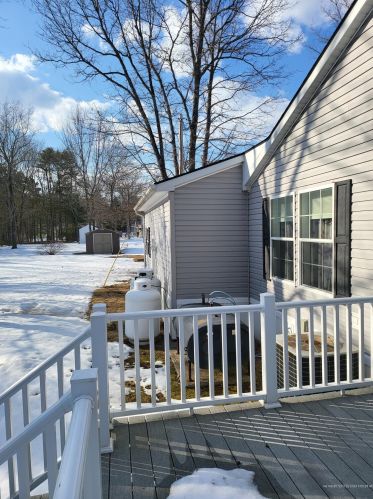 39 Candlewood Dr, Lyman ME  04002-6116 exterior