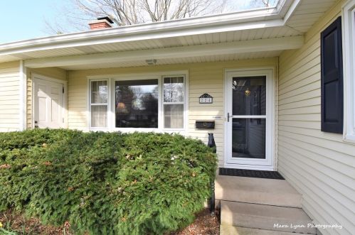 224 Republic Rd, Batavia, IL 60510-1706
