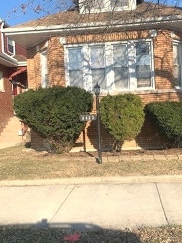 8423 Hermitage Ave, Chicago, IL 60620-4741