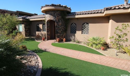 1747 View Point Dr, Saint George, UT 84790-6344
