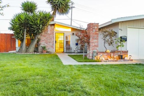 1418 Lytelle St, Hayward, CA 94544-4350