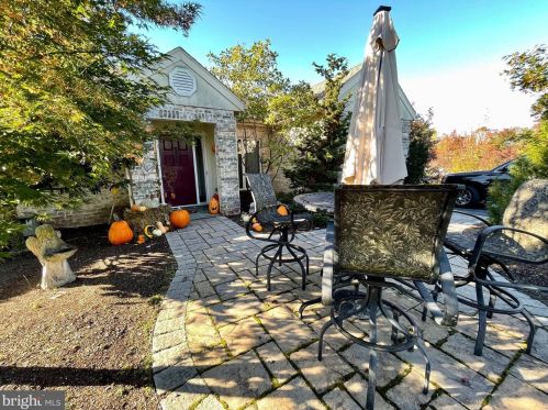 12 Jefferson Pl, New Schaefferstown, PA 19506-9532