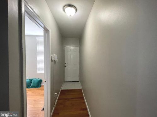 2129 10th St, Philadelphia PA 19148-4425 exterior