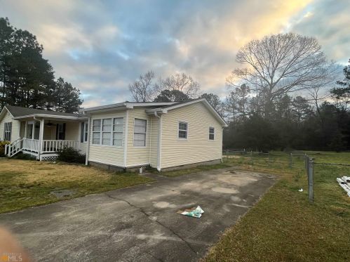 7 Shadowood Cir, Silver Creek, GA 30173-2656