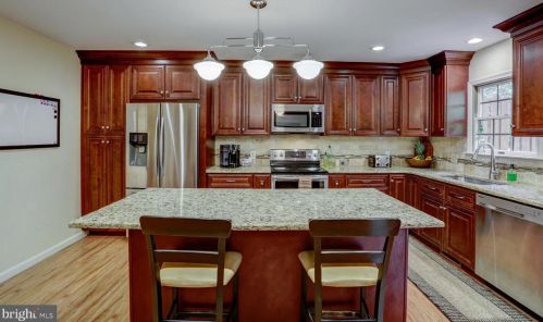 1843 Spring Ridge Ln, Lancaster PA  17603-6794 exterior