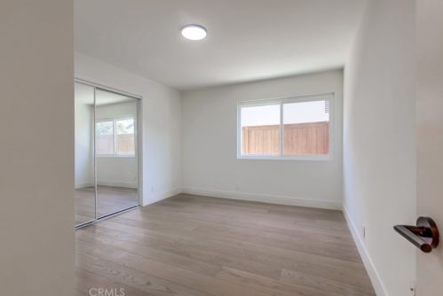 5812 Carbeck Dr, Huntington Beach CA  92648-1009 exterior