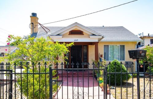 1026 Columbus Ave, Glendale CA  91202-2318 exterior