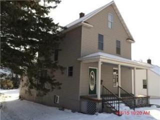 618 1st Ave, Chisholm, MN 55719-1202