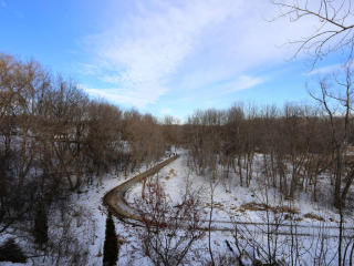 6127 Creek Line Dr, Hopkins, MN 55345-6240
