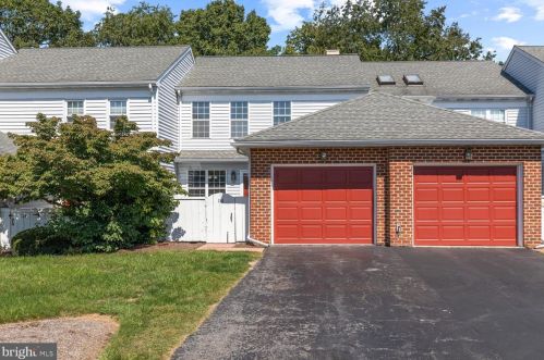116 Spring Ridge Ct, Lancaster, PA 17601-1759