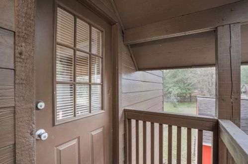 11662 Tamina Trl, Conroe TX  77384-3493 exterior