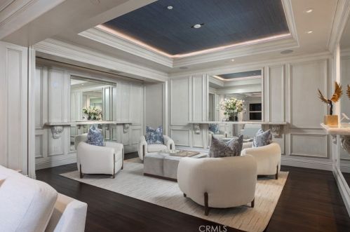 76 Golden Eagle, Irvine CA  92603-0309 exterior