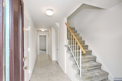 58 Alana Dr, Paterson NJ  07506-3446 exterior