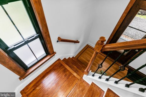 1671 Lawrence Rd, Trenton NJ 08648 exterior