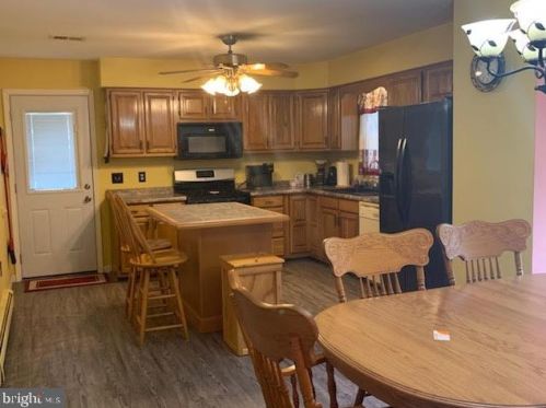 135 Bobwhite Blvd, Browns Mills, NJ 08015-1148