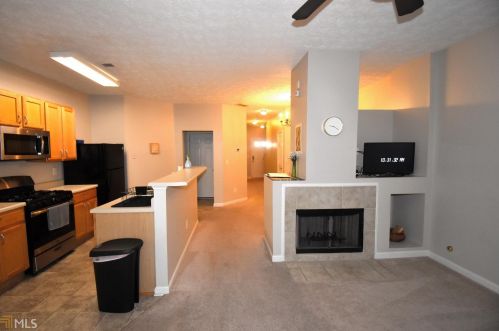 1621 Jackson Way, Atlanta GA  30318-0655 exterior