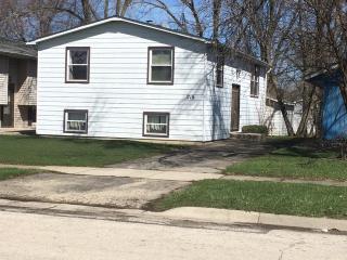 1719 Jethro Ave, Beach Park, IL 60099-1515