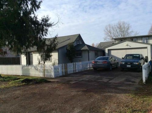 985 5th St, Gervais, OR 97026-8956