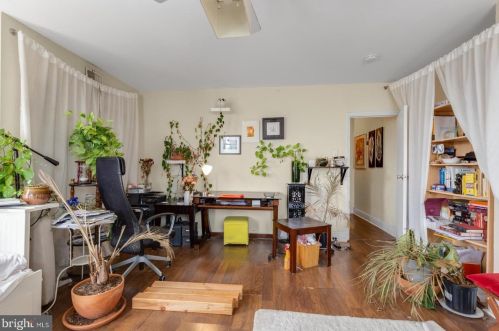 1138 19 St, Philadelphia PA  19146-2936 exterior