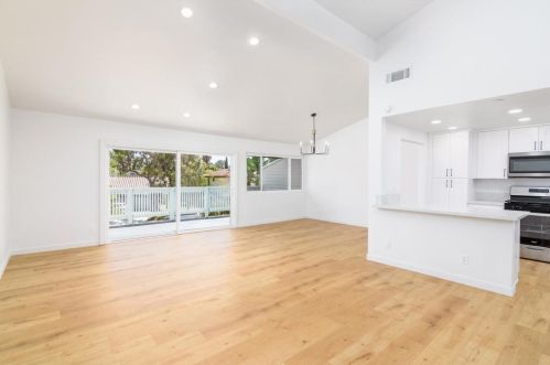 2840 Luciernaga St, Carlsbad, CA 92009-5947