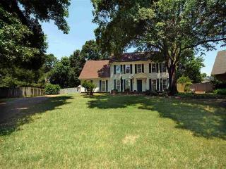 2951 Holly Heath Cv, Memphis, TN 38138-7012