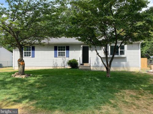 42 Violet St, Browns Mills, NJ 08015-2332