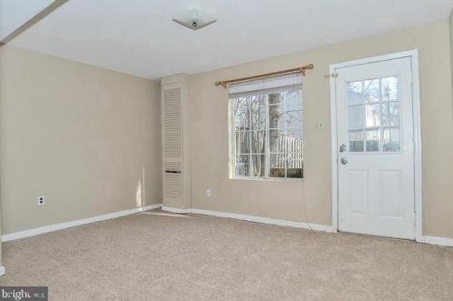 8441 Lazy Creek Ct, Springfield VA  22153-3843 exterior