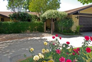 26437 Cornell St, Hemet, CA 92544-6325