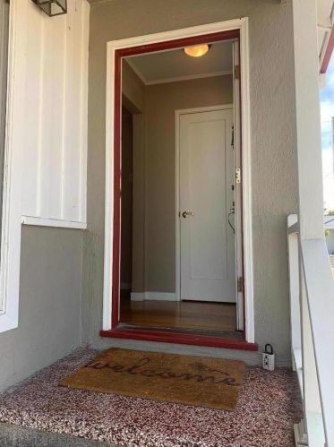 28 Henry Pl, Millbrae, CA 94030-1610
