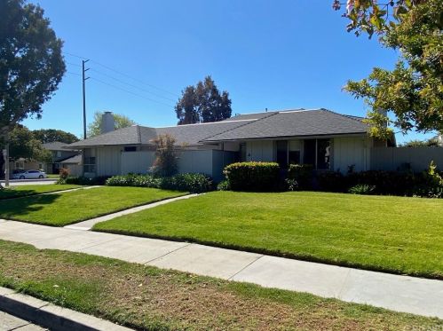 1941 Fisher Dr, Oxnard, CA 93035-3022