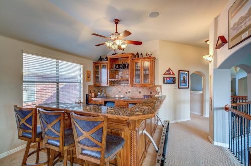 1408 Flowers Dr, Carrollton TX 75007-1470 exterior