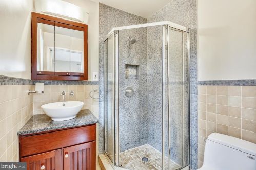 10612 Tenbrook Dr, Silver Spring MD 20901-1030 exterior