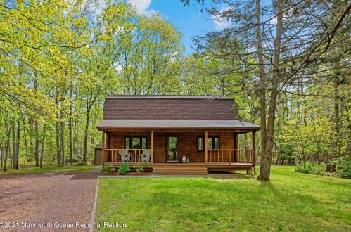 499 Leming Rd, Jackson Twp, NJ 08527-3151