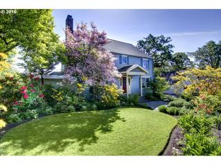 665 City View Blvd, Springfield, OR 97477-3857