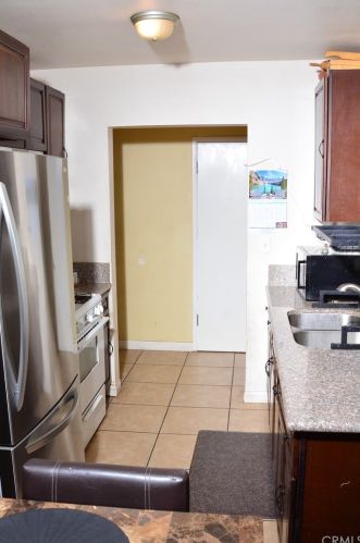 2942 Avalon St, Riverside CA  92509-2015 exterior