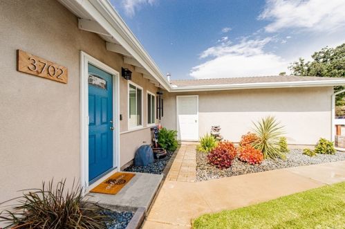 3702 Kingsway Ave, Anaheim CA  92804-4619 exterior