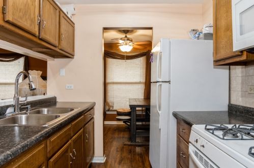 747 Taft Cir, Hanover Park, IL 60133-2778